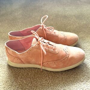 Dusty pink Cole Haan Oxford shoes